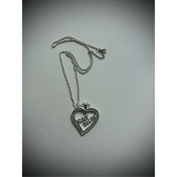 SILVER CAT Mom Sapphire Heart Necklace - Picture 5 of 6